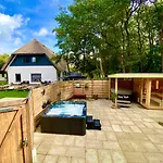 The Island Life Texel - Wellness Nocleg ze śniadaniem 4*