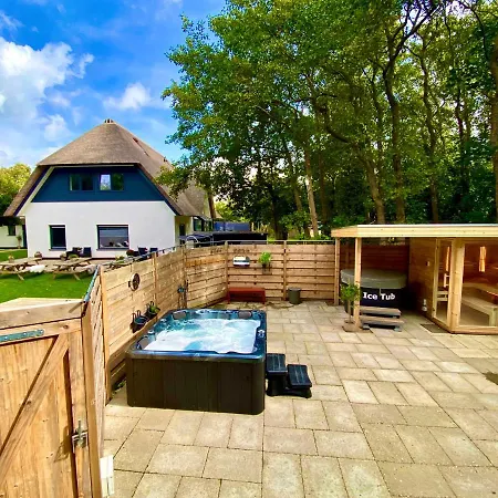 The Island Life Texel - Wellness ベッド・アンド・ブレックファスト 4*