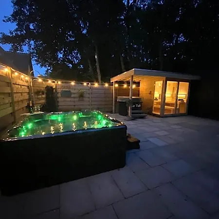 The Island Life Texel - Wellness 4*