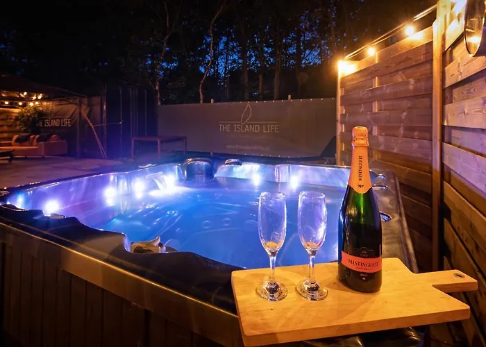 The Island Life Texel - Wellness Bed & Breakfast 4*